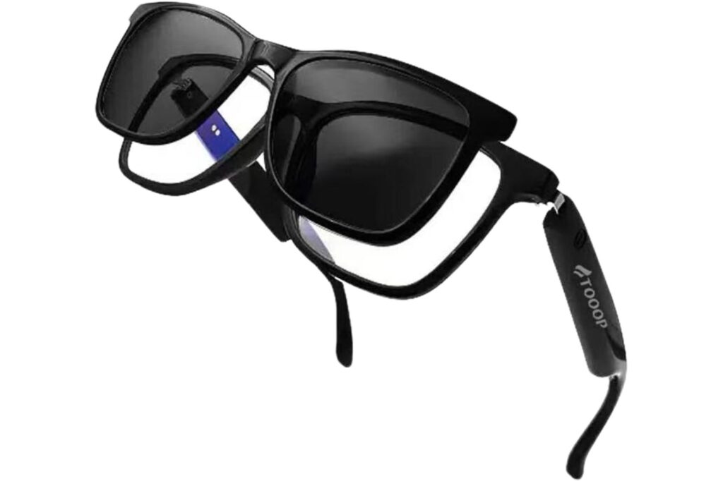 Les lunettes connectées 2-en-1 TOOOP allient correction visuelle, protection solaire et technologie Bluetooth. Idéales pour travailler, conduire, ou se déplacer tout en écoutant sa musique et en prenant ses appels, sans jamais sortir son téléphone.